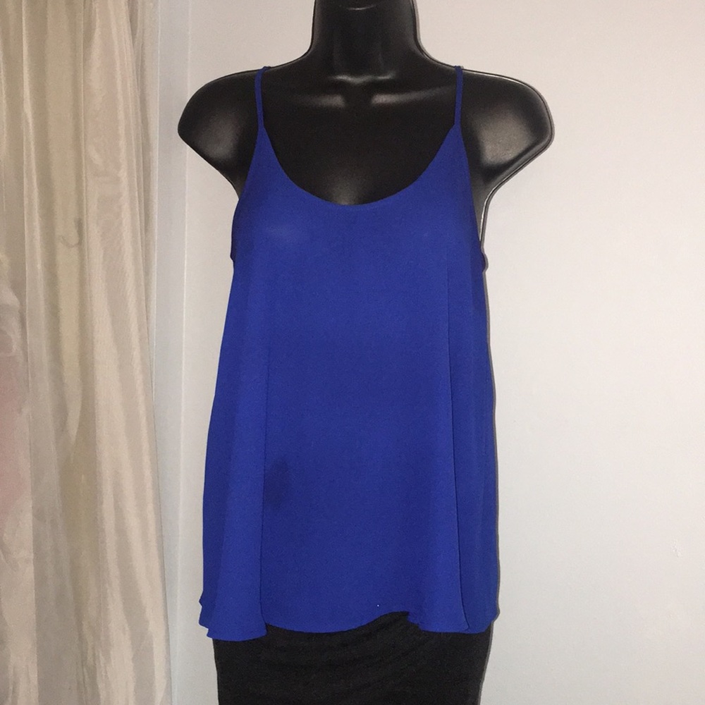 3 basic lightweight tops - Picture 5 of 8